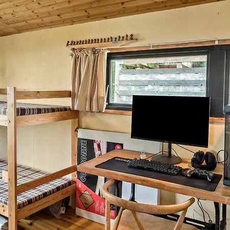 4 Bedroom Cozy In