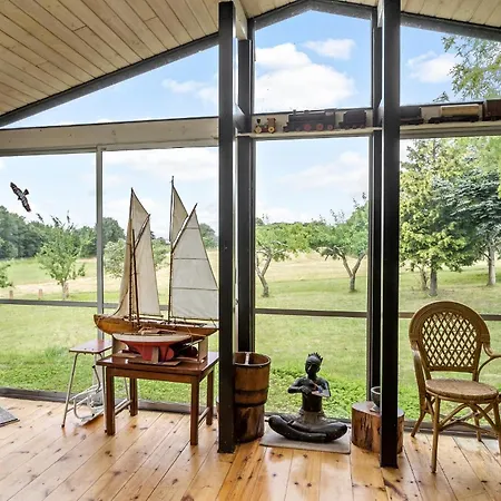4 Bedroom Cozy In Ferienhaus Vordingborg
