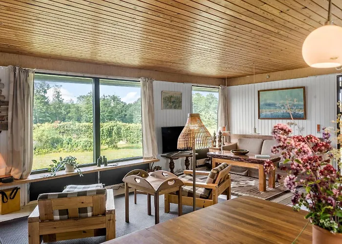 4 Bedroom Cozy In *